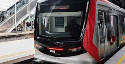 KAI Commuter akan mengoperasikan 1.063 perjalanan KRL Jabodetabek