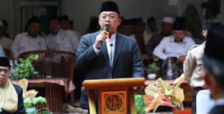 Nusron Tegaskan Santri Harus Berkontribusi Nyata bagi Indonesia