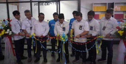GM PLN UID Sumbar Ajrun Karim resmikan HSSE Center.