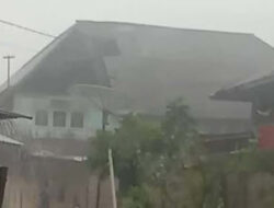 8 Rumah Gadang dan 10 Rumah Terdampak Angin di Salayo