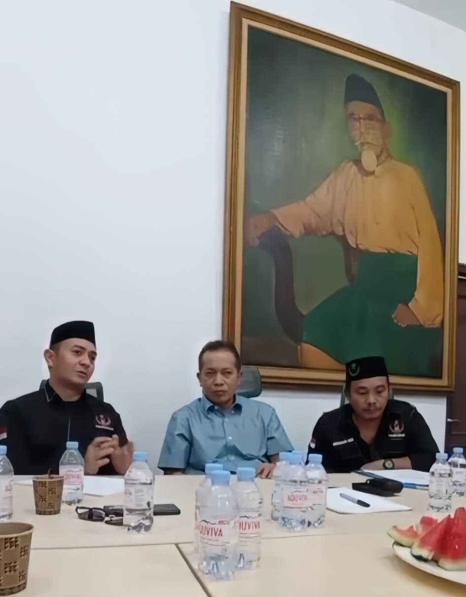 Suasana rapat Perisai Syarikat Islam saat pembentukan Koperasi Perisai SI. (Dok. Istimewa)