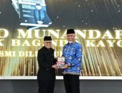 Gubernur Mahyeldi: Aristo Munandar Sosok Inspiratif yang Layak Diteladani