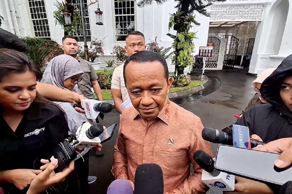 Menteri ESDM, Bahlil Lahadalia menyebut peran polisi dan jaksa aktif sangat signifikan di Kementerian ESDM.