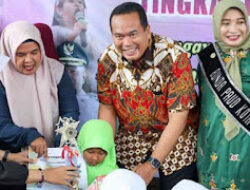 Wali Kota Pariaman Serahkan Hadiah Lomba Kreativitas Siswa PAUD 2025