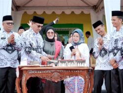 Hari Guru Gaungkan, ‘Guru Hebat Indonesia Kuat’ Ini Pesan Pemerintah Untuk Guru, Murid serta OrangTua