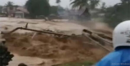 Jembatan Gunung Nago Kota Padang, putus