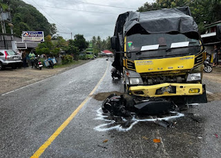 Tiga pelajar SMP meninggal dunia setelah sepeda motor bertabrakan dengan truk