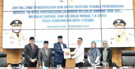 Exit dan entry meeting Pemko Padang dan BPK Perwakilan Sumbar.