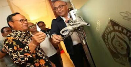 Ketua PWI Pusat Akhmad Munir mengadakan pertemuan dengan Dewan Pers.