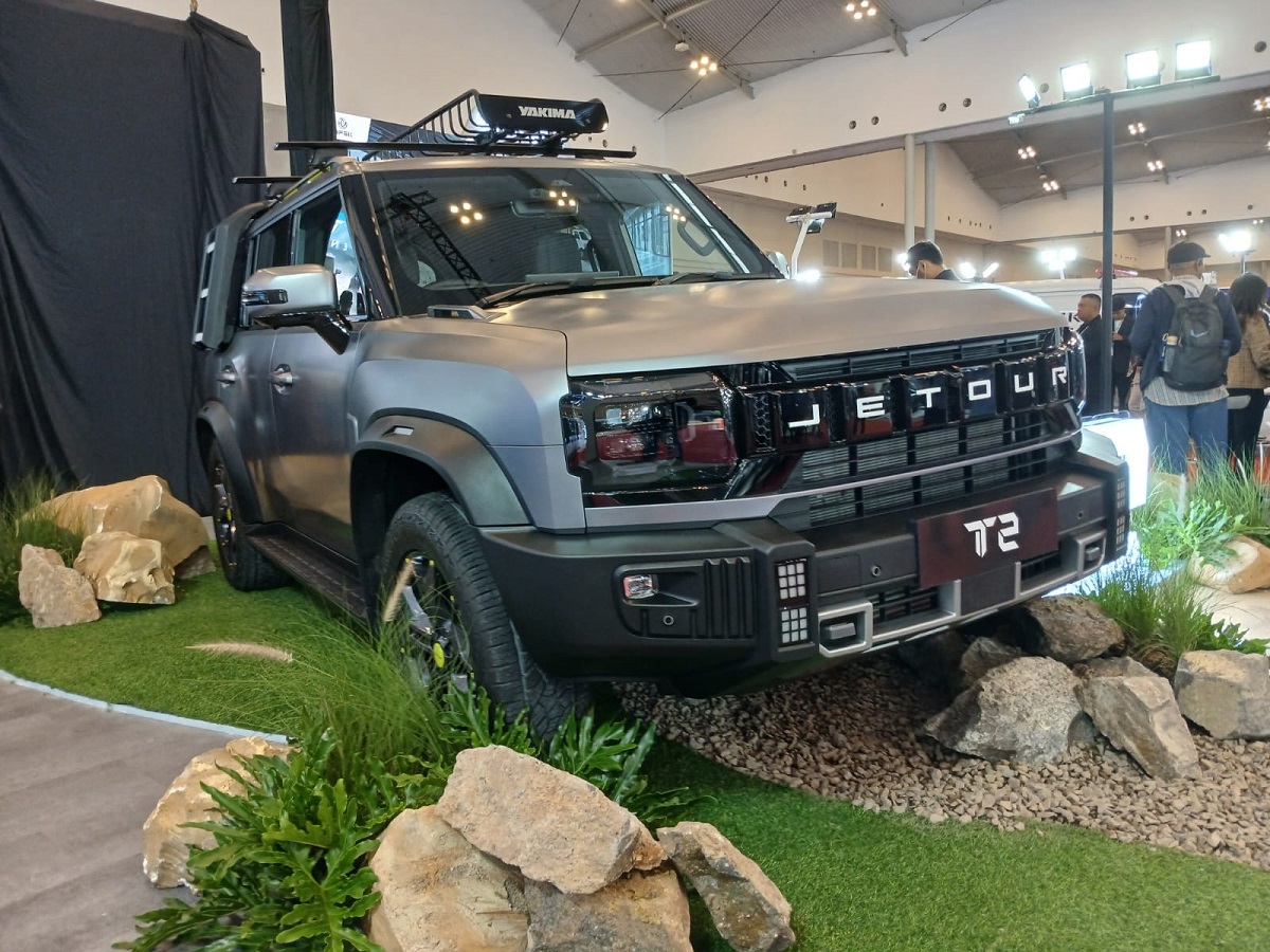 Dibanderol Rp500 Jutaan, Jetour T2 Goda Pengunjung GJAW 2025.