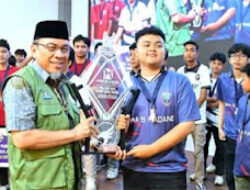 Wakil Wali Kota Padang Tutup Piala Wali Kota Esports Series 2 2025 dengan Meriah