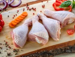Tiga Cara Simpan Daging Ayam Tanpa Kulkas agar Tetap Segar dan Tidak Busuk