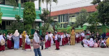 Sekolah bisa langsung mengajukan revitalisasi secara daring atau online melalui aplikasi mulai 2026