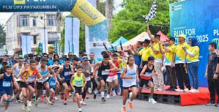 PLN Mobile run for charity 2025 di Payakumbuh.