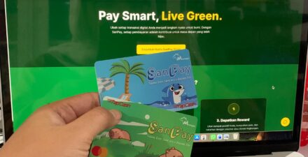 Gak Perlu Pusing Hitung Jejak Karbon, Kini Pengguna Transportasi Umum Bisa Cek Otomatis Lewat SanPay Karya Mahasiswa UPER