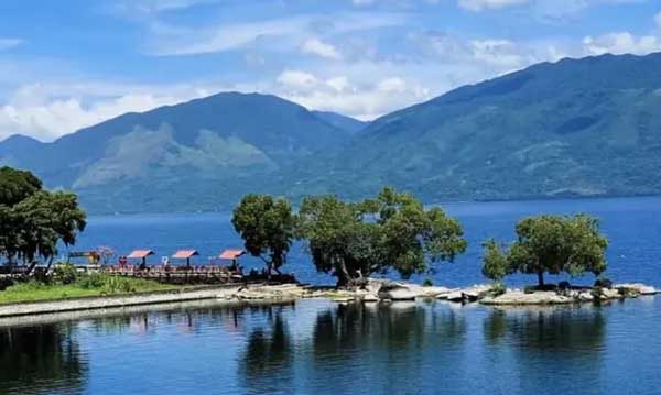 Danau Singkarak jadi alternatif untuk liburan tahun baru 2026.