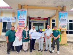 Jasa Raharja Sumbar Peduli Lingkungan, Serahkan Tempat Sampah ke Samsat Arosuka dan Alahan Panjang