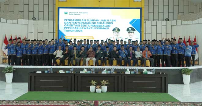 262 orang PPPK paruh waktu di Solok Selatan (Solsel) dikukuhkan