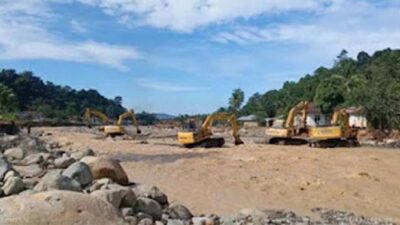 Pemko Padang Percepat Normalisasi Sungai dan Irigasi Pascabanjir Bandang