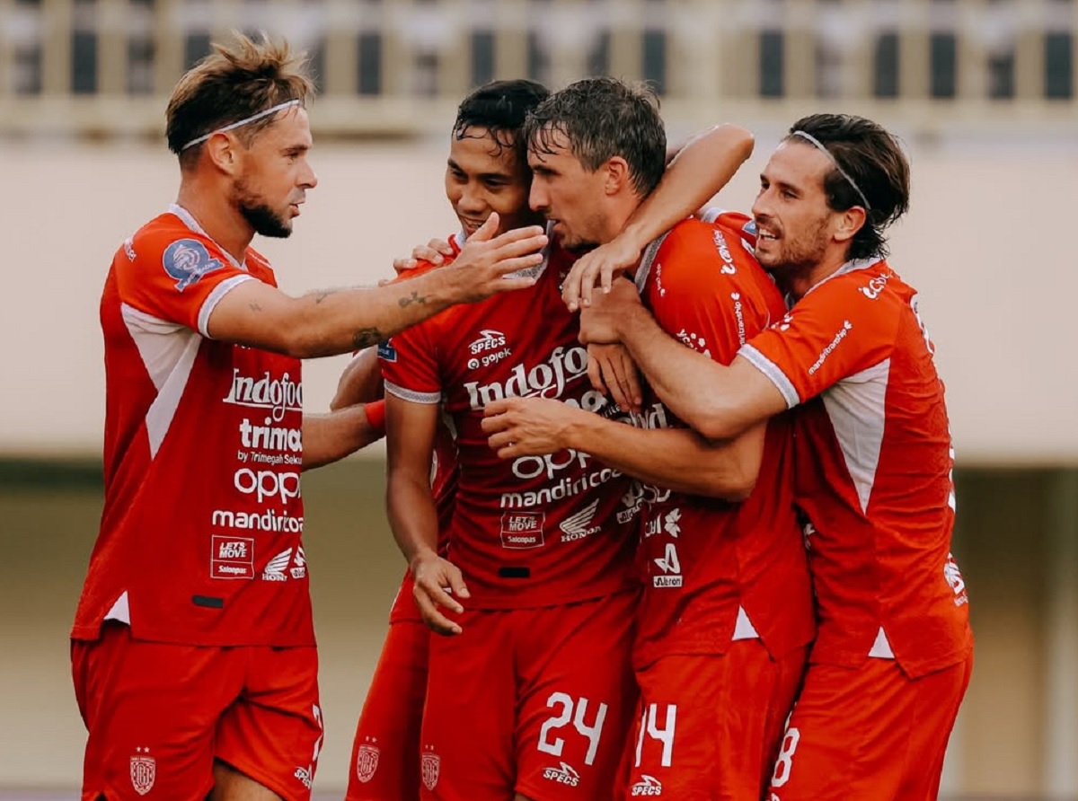 PSBS Biak vs Bali United.