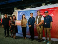 Komdigi Kirim Ratusan Ponsel dan Genset ke Korban Banjir Sumatera