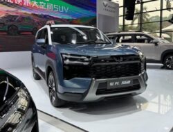 Wuling Xingguang 560 Resmi Meluncur, Hadir dengan Opsi Bensin, Hybrid, dan Listrik