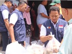 KAI Divre II Sumbar Salurkan Bantuan Tahap Keempat untuk Korban Banjir Padang