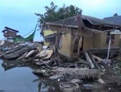 Sebulan Lebih Terisolir, Ratusan Warga Lhok Puuk Masih Tinggal di Tenda Pengungsian