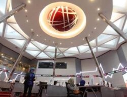 IHSG Dibuka Melemah, Mayoritas Sektor Tertekan