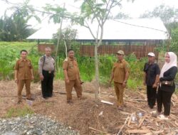 Kades Naning Dampingi Camat Tinjau Pengadaan 400 Bibit Itik Petelur BUMDes
