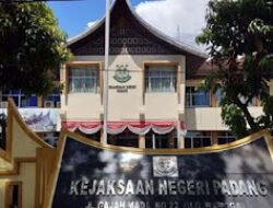 Tiga Orang Ditetapkan Tersangka Kasus Dugaan Korupsi Kredit dan Garansi Semen di Padang