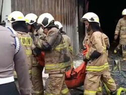 20 Kantong Jenazah Dievakuasi dari Gedung Terbakar di Kemayoran