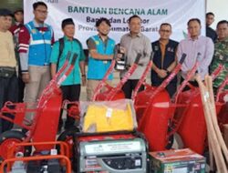 PLN Dukung Pemkab Agam Bersihkan Area Pasca Bencana