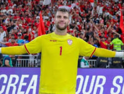 Joey Pelupessy dan Maarten Paes Masuk Radar Maung Bandung