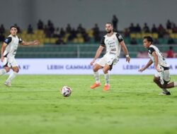 Jordi Amat Bidik Gelar Juara, Optimistis Persija Lanjutkan Tren Positif