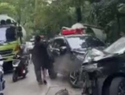 Kecelakaan Truk di Tanjakan Curam Padang, Tak Ada Korban Jiwa