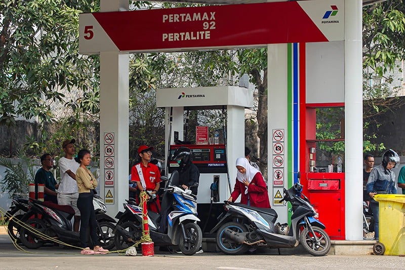 Daftar harga BBM Pertamina terlengkap dari Pertalite hingga Pertamax hari ini, Sabtu, 20 Desember 2025.