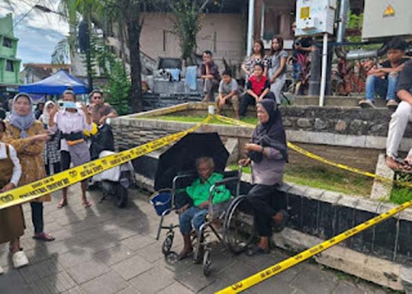 Pengemis Ditemukan Meninggal Dunia di Atas Kursi Roda di Pasar Raya Padang