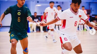 Timnas Futsal Indonesia U-16 kala berlaga.