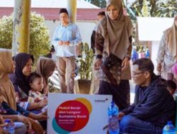 Indosat Salurkan Bantuan untuk Korban Banjir dan Longsor di Padang Pariaman