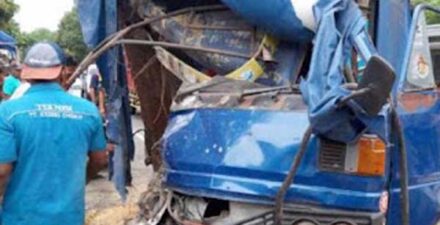 Empat Truk Tabrakan di Ngoro, Jombang, Warga Panik