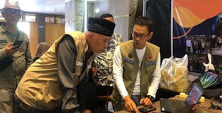 Gubernur Sumbar Mahyeldi Ansharullah meninjau langsung proses rekapitulasi data dampak