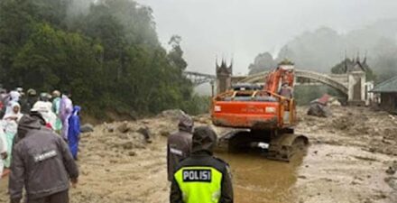 Bencana Hidrometeorologi di Sumbar: 247 Ribu Warga Terdampak