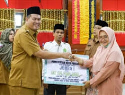 Naik Peringkat, Kafilah Kota Pariaman Raih Bonus Rp320 Juta dari Wali Kota