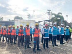 PLN Solok Beri HSSE Award untuk Pegawai Berprestasi