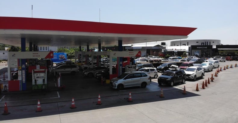 Daftar harga BBM Pertamina hari ini, Sabtu, 3 Januari 2026 terlengkap dari Pertalite hingga Pertamax.