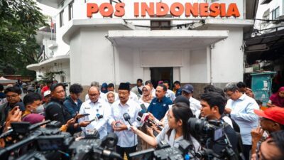 PT Pos Indonesia tetap menjalankan penyaluran BLTS di tengah kondisi bencana.