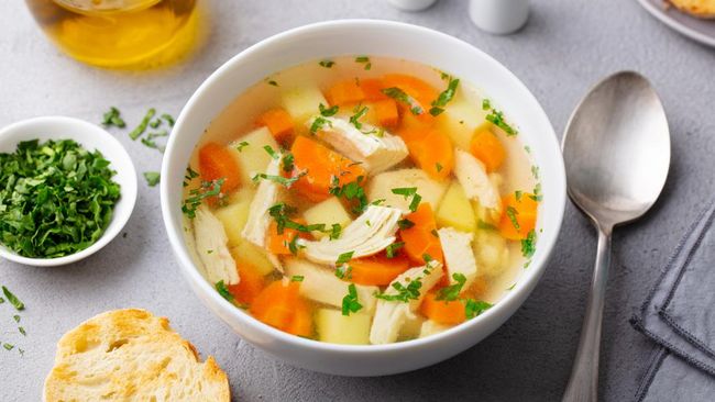 Ada sederet makanan enak saat musim hujan yang juga menyehatkan. Apa saja?