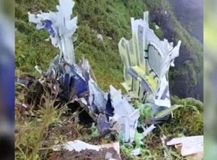 Tim SAR menemukan badan dan ekor pesawat ATR 42-500 yang hilang kontak.