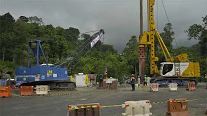 Perbaikan Jembatan Kembar di Silaing Bawah, Padang Panjang.